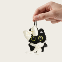 Porte-clés en peluche chat noir mignon avec nœud, écharpe et collier de perles, pendentif de sac en peluche doux, durable, tendance, dessin animé, anime