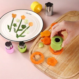 Herramienta de grabado doméstico de acero inoxidable 304, molde de protección de manos completo colorido, <span class=keywords><strong>Manual</strong></span> seguro para frutas, verduras, Pasta, animales - Product Image 3