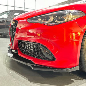 ลิ้นกันชนหน้า Amp-Z สำหรับ Alfa Romeo Giulia 2015+ รุ่น Sport Edition สีดำเงา ลายคาร์บอนไฟเบอร์ - Product Image 1
