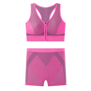 Combinaison de sport de <span class=keywords><strong>yoga</strong></span> élastique, gilet de <span class=keywords><strong>yoga</strong></span> à fermeture éclair avant et ensemble de shorts de <span class=keywords><strong>yoga</strong></span> carrés, vêtements de <span class=keywords><strong>yoga</strong></span> ajustés de couleur élastique élevée et respirante - Product Image 4