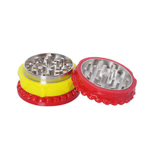 Usine En Gros Mignon Ornements Gâteau Aux Fraises Forme 60*50MM 3 Couches En Alliage De Zinc Broyeur De Tabac - Product Image 4