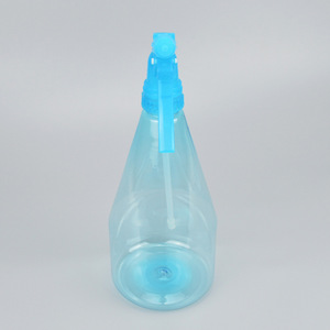 Botella de Spray para Mascotas de 750 ml con Pistola de Agua, Regadera para Jardinería Doméstica - Product Image 2