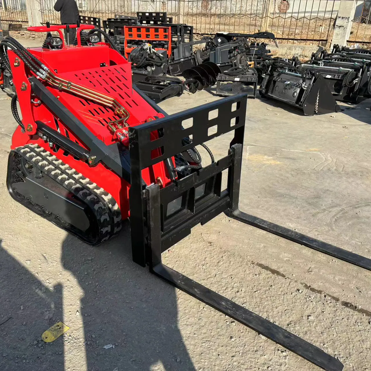 Cina fabbricazione automatico controbilanciamento Diesel/elettrico potente Skid Skid Steer Mini Loader