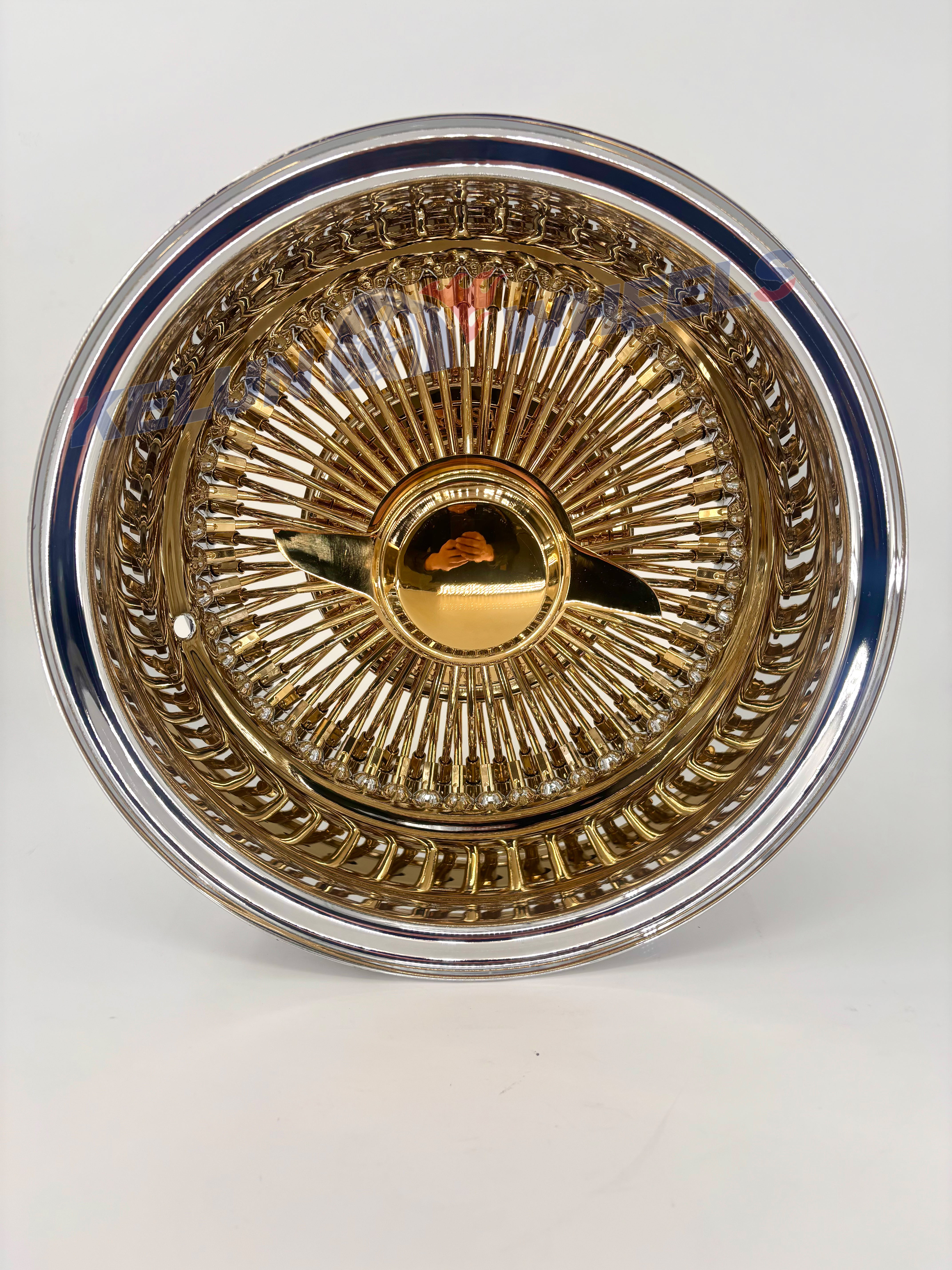 สีทองกลาง