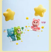 Nouvelle collection 2026 : Pendentif en vinyle et peluche en forme de cœur, série Care Bear, ours qui pleure, authentique Pop Mart, boîte mystère