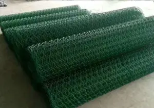 सबसे कम कीमत चीन प्रत्यक्ष कारखाने पीवीसी लेपित हेक्सागोनल तार जाल हरी प्लास्टिक चिकन तार जाल
