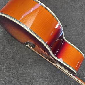 Guitarra Acústica Jumbo J200 de 43 Pulgadas, Personalizada, con 6 Cuerdas, Fondo y Laterales de Arce Flameado, Incrustación de Árbol de la Vida, Se Aceptan Pedidos de Guitarra y Bajo OEM - Product Image 5