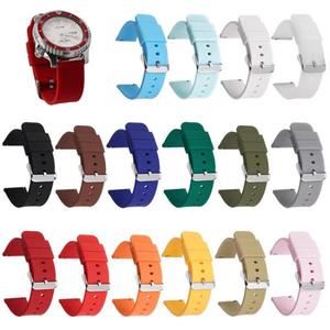 Correa de reloj de silicona resistente al agua, 22 mm, acero inoxidable, hebilla plateada, color sólido - Product Image 1