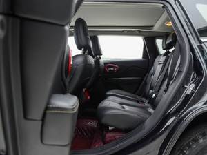 2017-2018 <span class=keywords><strong>Jeep</strong></span> SUV Calidad superior Free Light Edition 2.0L Híbrido Gasolina Auto Transmisión Asientos de cuero Izquierda Ventas al por mayor - Product Image 4