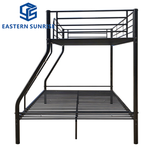 Металлическая двухъярусная кровать с наклонной лестницей для 3 человек - Product Image 5