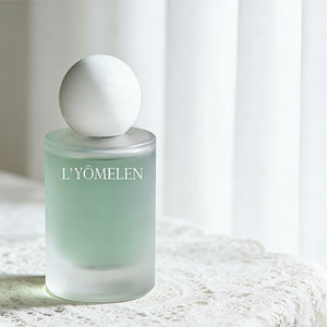 น้ำหอมคุณภาพสูงสูตรฝรั่งเศส คอลเลคชั่นส่วนตัว กลิ่นหอมติดทนนาน แบรนด์ส่วนตัว กลิ่นผลไม้หวาน สำหรับผู้หญิง - Product Image 3