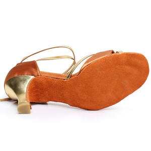 Chaussures de danse latine en Satin rouge Sexy faites à la main pour femmes - Product Image 3