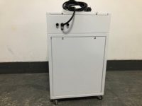 Incubateur de laboratoire à température constante 18L, chauffage électrique, distribution uniforme de la température