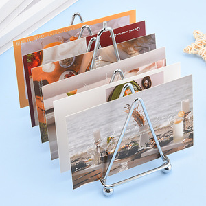 Sujetalibros de alambre de hierro con forma de triángulo, organizador de revistas y librería de <span class=keywords><strong>escritorio</strong></span> de oficina organizado en oro rosa - Product Image 3