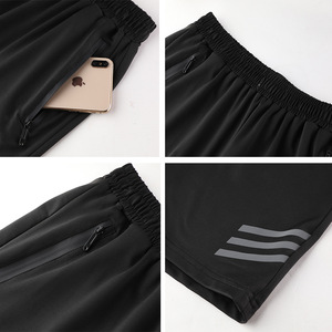 Shorts de sport pour homme à taille haute avec logo personnalisé, élastiques, respirants, anti-UV, en coton, pour la course à pied, l'entraînement et les loisirs - Product Image 6