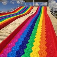 Toboggan arc-en-ciel ODM&OEM pour enfants, jeu en plein air, matériau plastique écologique, couleur et taille personnalisées