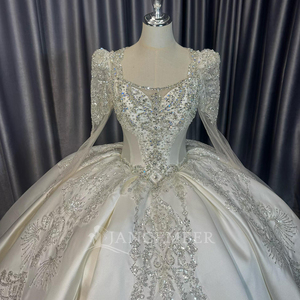 Vestido de Novia Lscm118 Moderno y Elegante, con Cuentas de Cristal Color Champán, Satinado, con Cola de Capilla, Apliques Barrocos - Product Image 4
