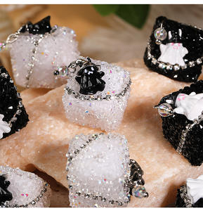 Fabricant vente en gros Halloween fantôme carré diamant boule strass gravier acrylique perles en vrac accessoires - Product Image 3