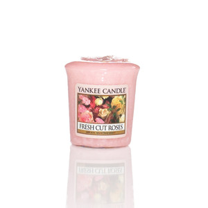 YANKEE CANDLE - ÉCHANTILLON DE CIRE PARFUMÉE ROSES FRAÎCHES DÉCAPOTTÉES - Product Image 1