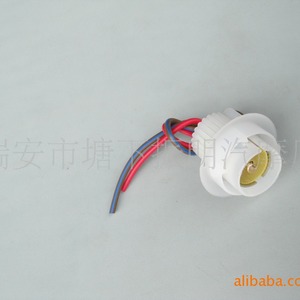 Conector Automotriz Olt, Enchufe de Plástico Negro Universal, Modelo Olt 001002003004005 para Uso en Automóviles - Product Image 3
