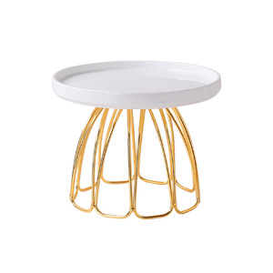 Présentoir à desserts en or blanc, plateau à pâtisserie rond et rectangulaire pour mariages en plein air, anniversaires et décorations de table - Product Image 1