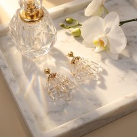 Boucles d'oreilles pendantes JinSpark 'Celestial Chime' en or véritable plaqué 18 carats avec cristaux blancs, inspirées des carillons éoliens, à pampilles multicouches