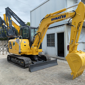 Excavadora Usada Komatsu PC56 de 5.6 Toneladas, Motor Cummins, Bomba Hidráulica Kawasaki, Original de Japón, 1200-2000 Horas, 90% Nueva, Modelo 2023 - Product Image 3