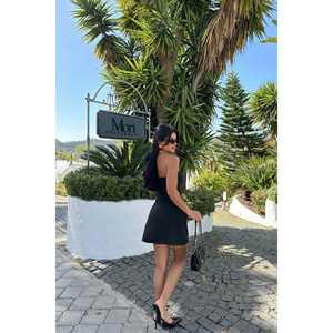 Vestido Mini Negro Belinda sin Tirantes, Ajustado al Cuerpo, con Decoración de Cuentas y Estampado de Cristales, Cintura Imperio, para Fiestas - Product Image 1