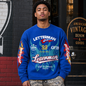 Pull-over col rond en maille gaufrée multi-graphe personnalisé avec logo entièrement personnalisé sur la manche, impression DTG, tissu doux et léger pour jeunes - Product Image 1