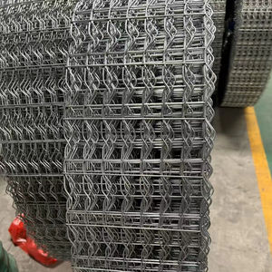 Maille soudée galvanisée à chaud de 2,0 mm de diamètre de fil avec une haute résistance à la traction pour l'utilisation dans les pipelines de gaz et de pétrole - Product Image 1