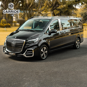 ערכת הסבה לרכב מיניוואן יוקרתי נייד מדגם CARRIDE Vito,  עשויה מסגסוגת אלומיניום ו-PVC, עם מושבי עור בצבע חום בהיר, גג זרוע כוכבים ותאורת אווירה. - Product Image 4