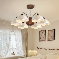 Lustre moderne du milieu du siècle à 8 lumières, abat-jour ondulé blanc crème, luminaire de plafond en fer, luminosité 3000/4000/6000k