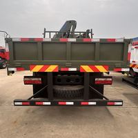 Camion grue Dongfeng 4x2 136 CV, empattement 3300 mm, grue à flèche articulée de 3 tonnes pour chantiers étroits et tâches de levage