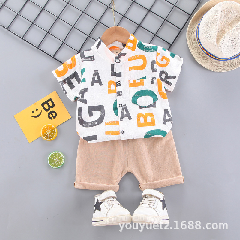 Costume chemise à manches courtes avec lettres imprimées, blanc