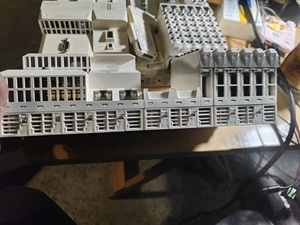 คอนโทรลเลอร์ PLC อุตสาหกรรมรุ่น FB TM258LF42DT4L ของแท้ คอนโทรลเลอร์ Modicon M258 รองรับ Ethernet และ CANopen - Product Image 4