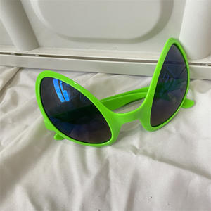 Gafas de Sol de Color verde de moda para mujer UV400 Internet Celebrity Street Style <span class=keywords><strong>Lentes</strong></span> protectoras - Product Image 6