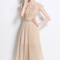 Robe longue plissée pour femme, style européen et américain, luxe léger, artisanat raffiné, couleur unie, broderie en dentelle