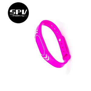 Tái Sử Dụng Có Thể Điều Chỉnh <span class=keywords><strong>Rfid</strong></span> 13.56Mhz <span class=keywords><strong>Mifare</strong></span> Cổ Điển Ev1 1K Dây Đeo Cổ Tay Không Thấm Nước NFC Silicon Ban Nhạc - Product Image 4