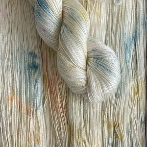 Lotus Sợi Handdyed Màu Tinh Khiết Sợi Lụa 500M/50Gram Ren Trọng Lượng Cho Tay Đan Crochet Áo Len - Product Image 2