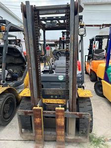 Montacargas Komatsu FD30 de 3 Toneladas, Motor Diésel, Usado, 4x4, Neumáticos Sólidos, en Venta a Bajo Precio - Product Image 5