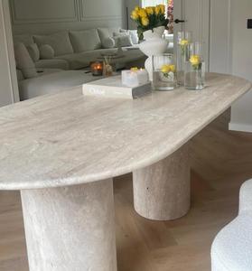 Lujosa Mesa de Comedor de Mármol Travertino Beige Natural Personalizada Hecha a Mano de Forma Ovalada - Product Image 2