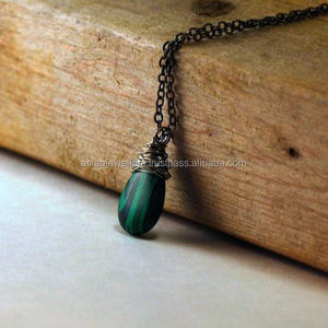 Collar con colgante de piedras preciosas de malaquita de plata esterlina 925 indio hecho a mano con colgantes de oro Vermeil Charm - Product Image 1