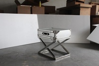 Table d'appoint moderne empilable carrée brillante en acier inoxydable à base en X pour salle à manger Table de nuit élégante
