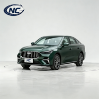 Vente en gros 2026 Emgrand Berline 1.5T DCT Édition Luxe Nouvelle Version Émissions Faible Traction Avant Sièges en Cuir Couleur Foncée Essence/Pétrole