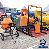 Bétonnière automotrice à bascule de qualité supérieure avec chargement automatique et fonction d'auto-vidange, fabriquée en Chine