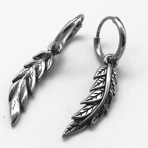 Yunnique – boucles d'oreilles longues en acier titane pour hommes et femmes, idéales pour les fêtes - Product Image 2