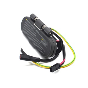 Station de charge et accessoires pour trottinettes électriques <span class=keywords><strong>Ninebot</strong></span> <span class=keywords><strong>Max</strong></span> <span class=keywords><strong>G30</strong></span> – Ensemble de base du port de charge d'origine - Product Image 4