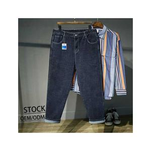 Vente en gros de jeans grande taille de haute qualité pour hommes, coupe <span class=keywords><strong>tendance</strong></span>, jeans pour hommes, <span class=keywords><strong>pantalon</strong></span> à ourlet roulé, short en jean stretch pour hommes - Product Image 1