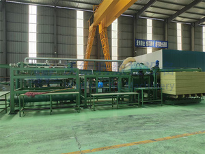 เครื่องผลิตแผ่นโฟมโพลียูรีเทนแบบแซนวิช EPS Rock Wool สำหรับห้องเย็น สายการผลิตแผ่นแซนวิช PU แบบต่อเนื่องตามสั่ง - Product Image 4