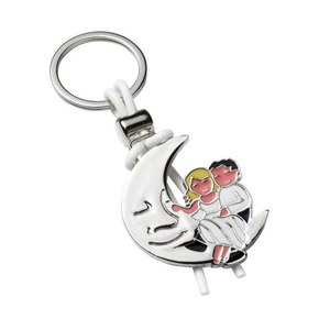 Llavero de recuerdo con diseño de pareja nupcial en la luna, regalo para recuerdo de boda. - Product Image 1